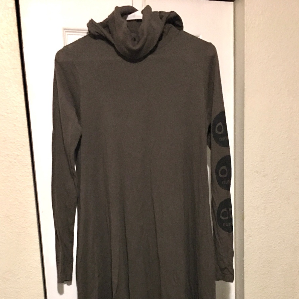 Nununu ninja hood maxi dress size 14/16
